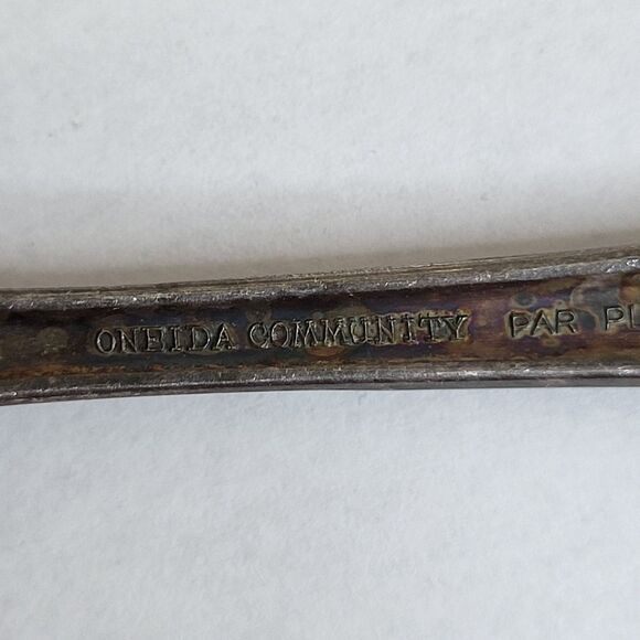 1933 Chicago Century of Progress East View Admin Building Silver Souvenir Spoon - Picture 4 of 6